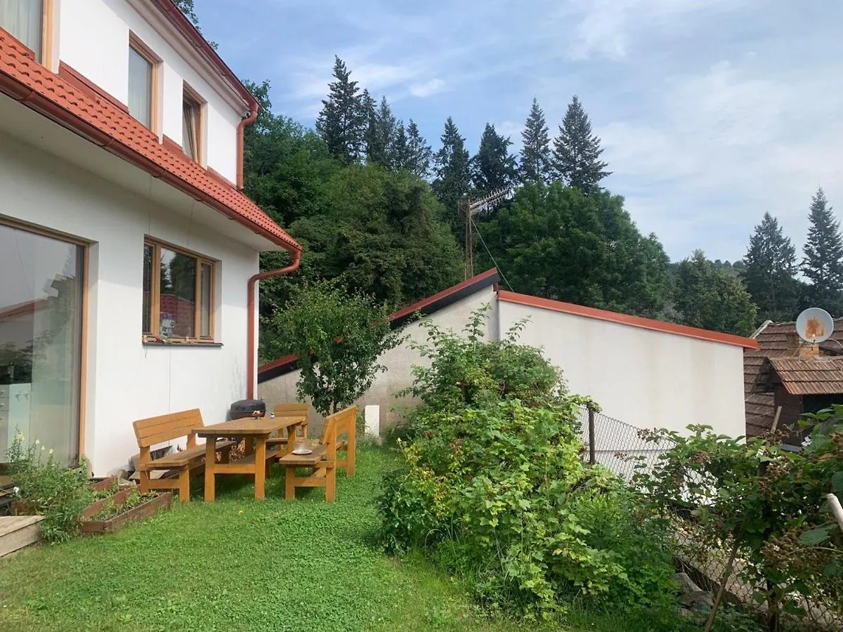 Cosy Family House With Garden, 12 Min From The Center Βίλα Πράγα