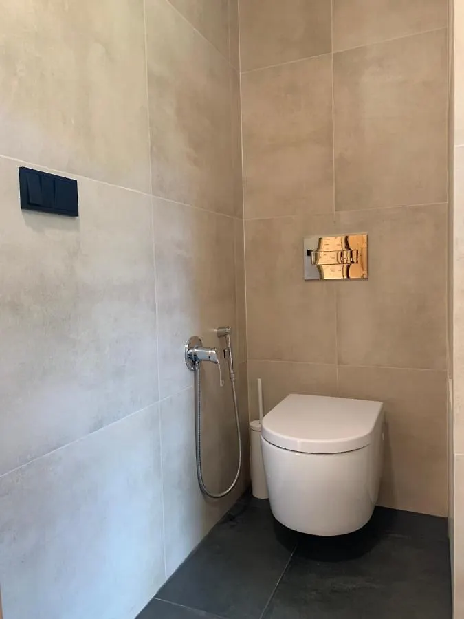 Cosy Family House With Garden, 12 Min From The Center Βίλα Πράγα 0*,